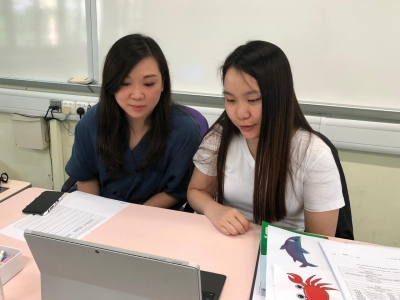 班主任和你有個約會、姑娘同你玩遊戲